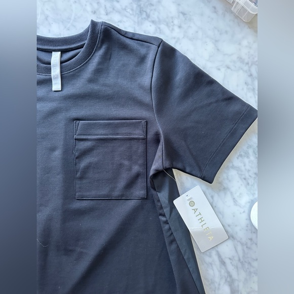 NWT Athleta Black Gallery Tee XSP - Picture 8 of 11